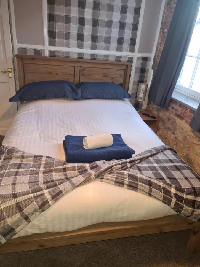 Crosskeys Inn Guest Rooms In Wye Valley Goodrich المظهر الخارجي الصورة